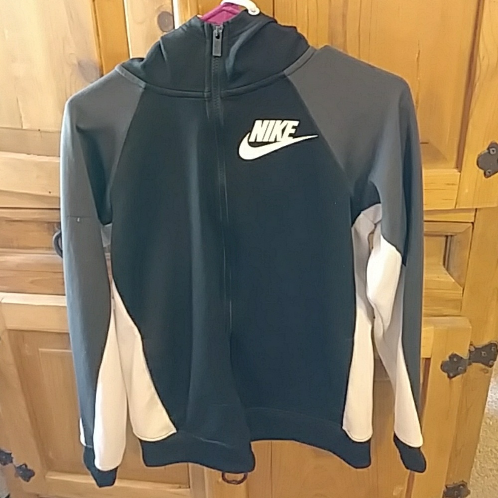 Nice jaket I never used